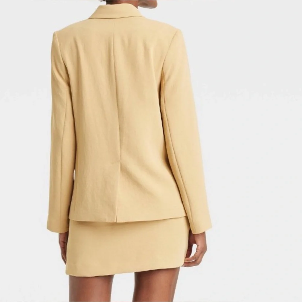 A New Day - Women's Signature Crepe Slim Fit Blazer - A New Da Tan